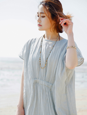 목걸이 AHDY908 / 팔찌 AHDY708 / 원피스 AHEO220 린넨100